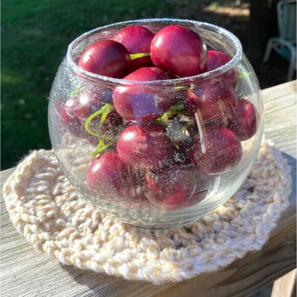 BOWL of CHERRIES Green Stems Glass Bowl Centerpiece Fruit Decor  Rim 4.5 in - Picture 4 of 12